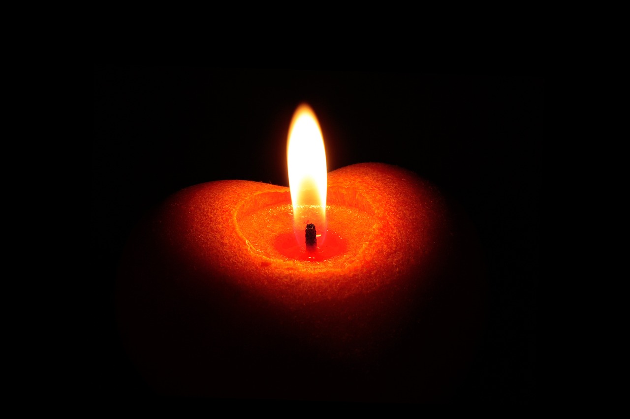 candle flame heart free photo