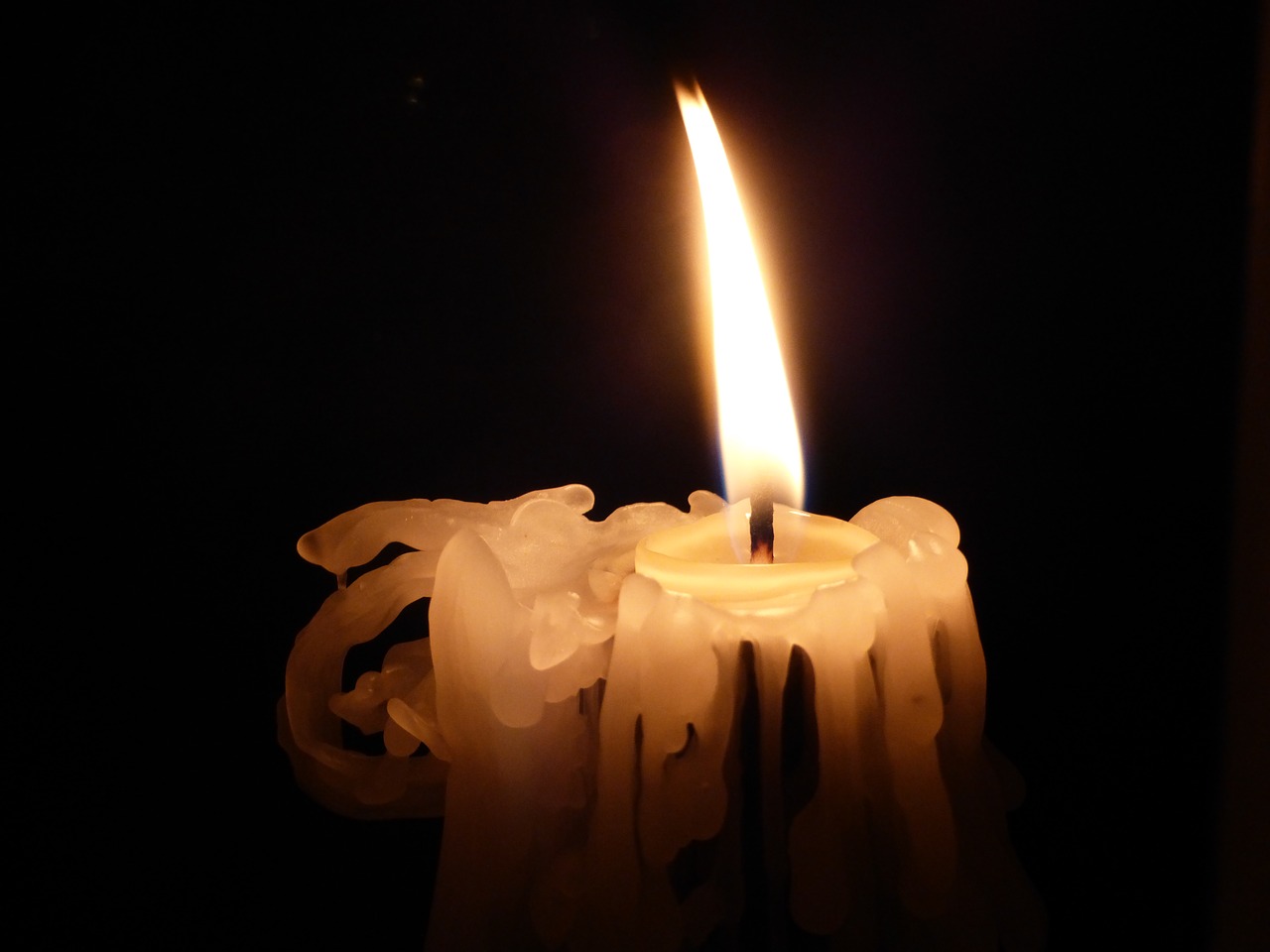 candle atmosphere commemorate free photo