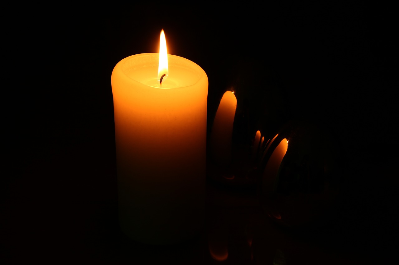 candle  flame  candlelight free photo
