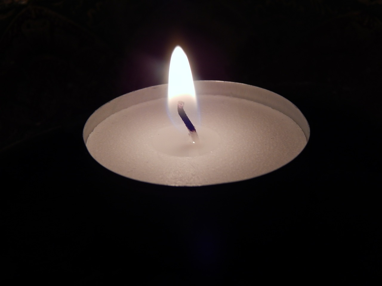 candle flame christmas free photo