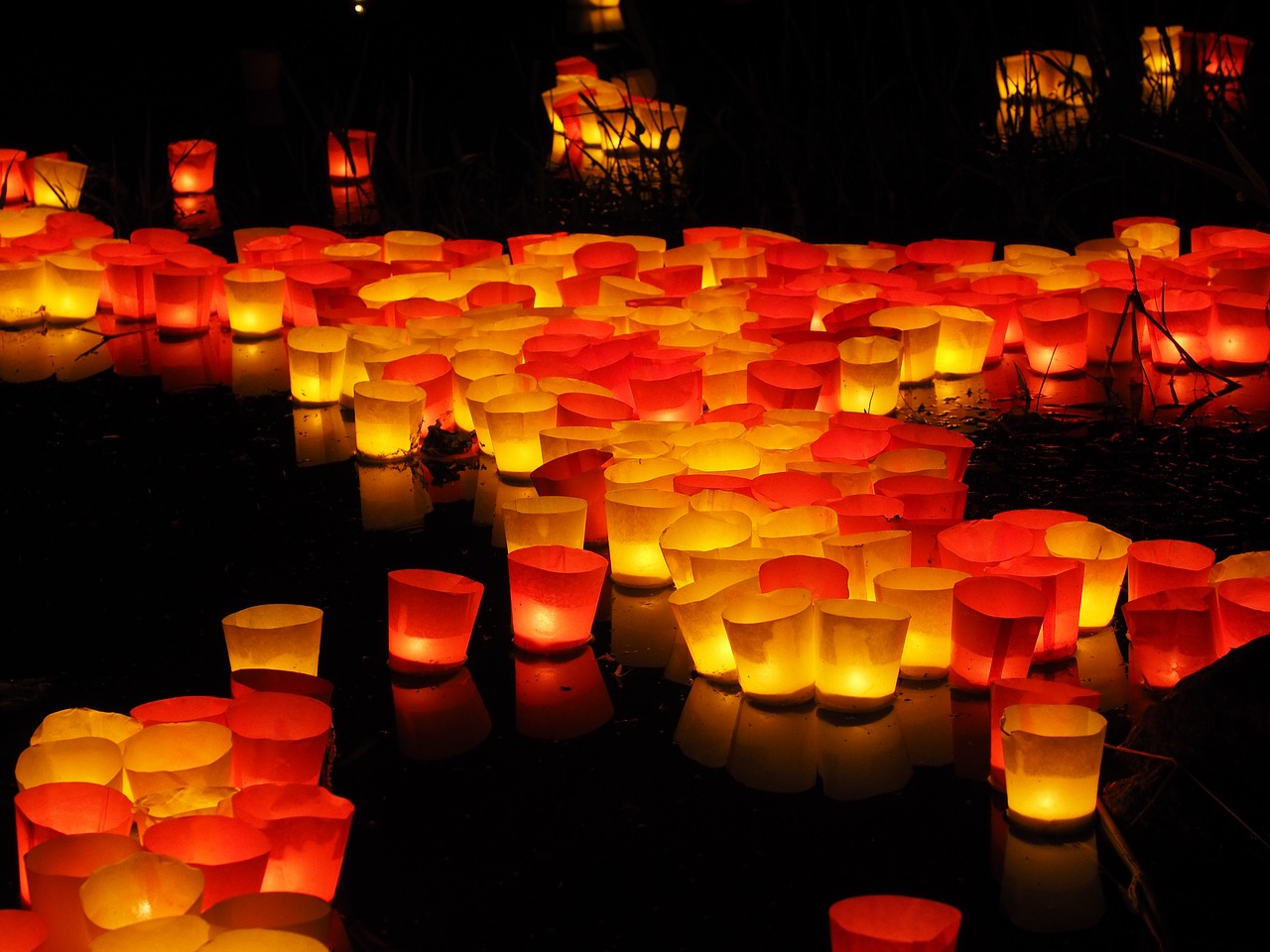 candles lights serenade river free photo