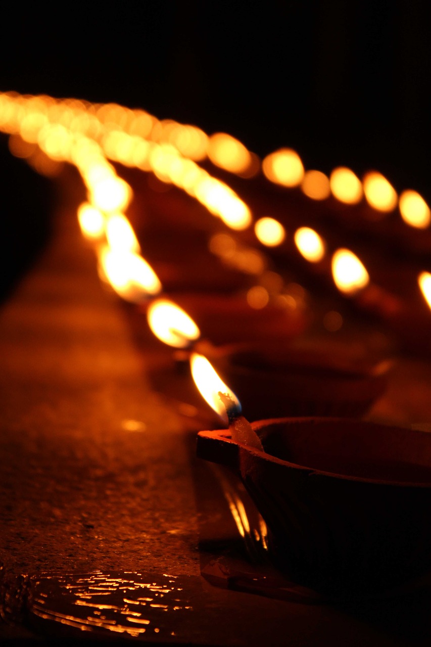 candles night diyas free photo