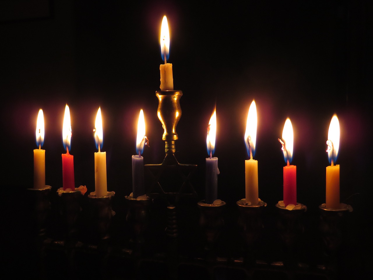 candles menorah light free photo