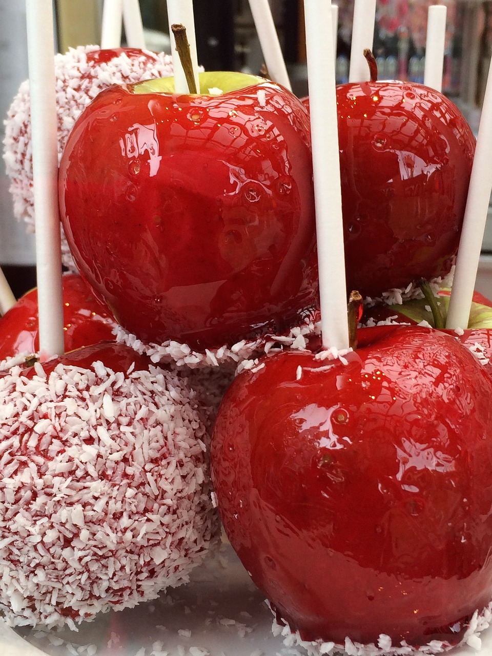 candy apple apple caramel free photo