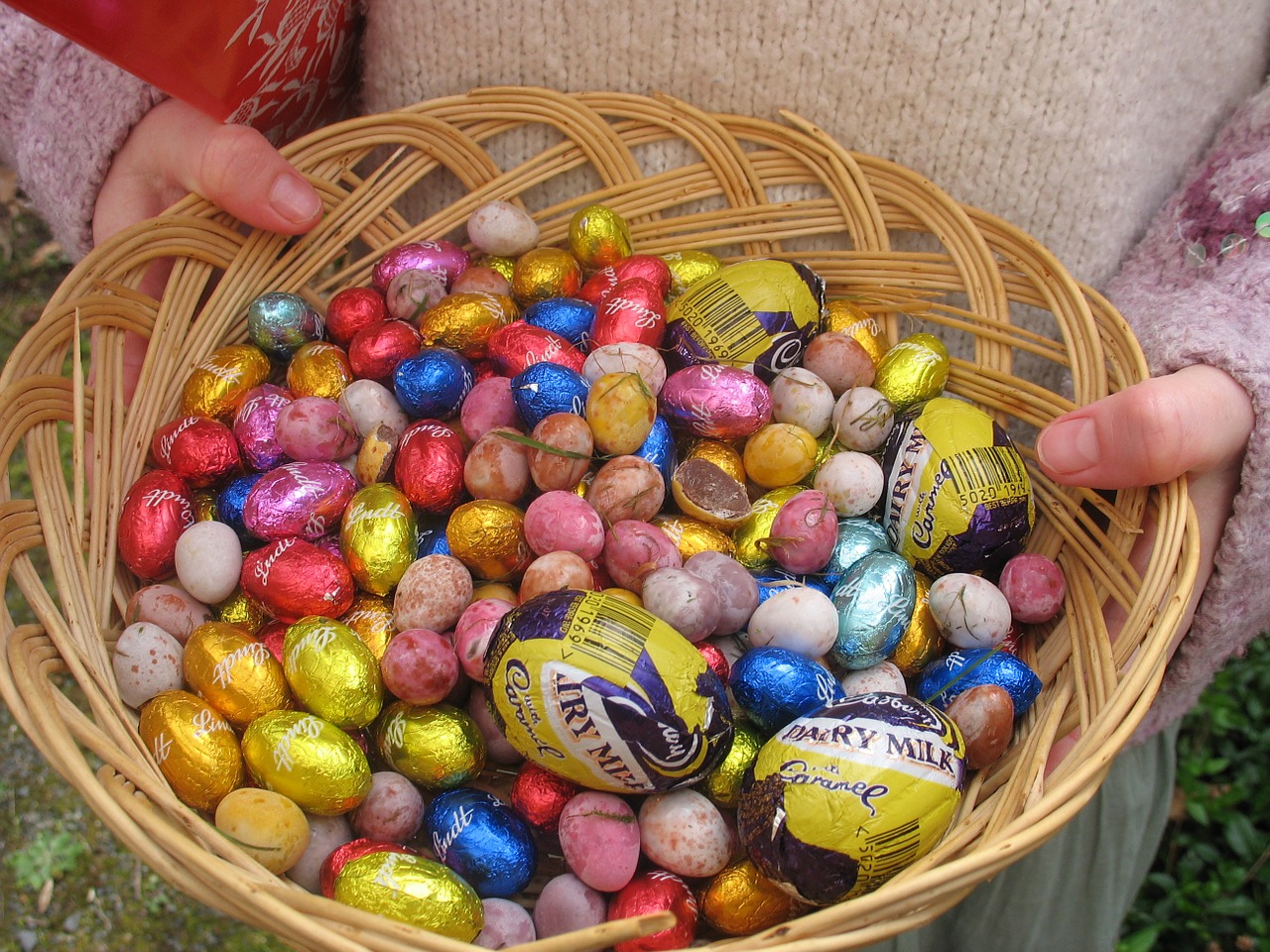 candy eggs basket spring free photo