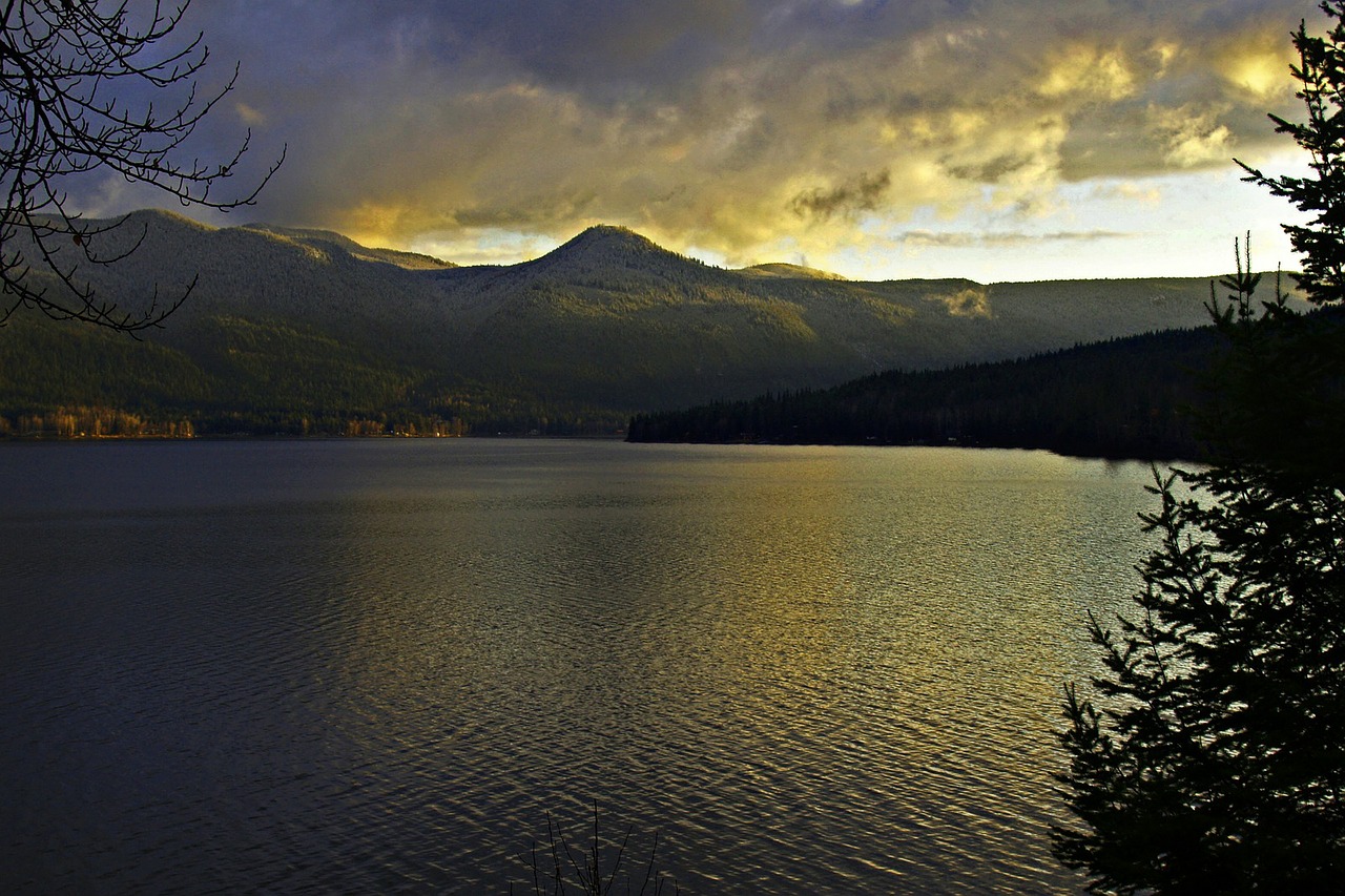 canim lake british columbia canada free photo