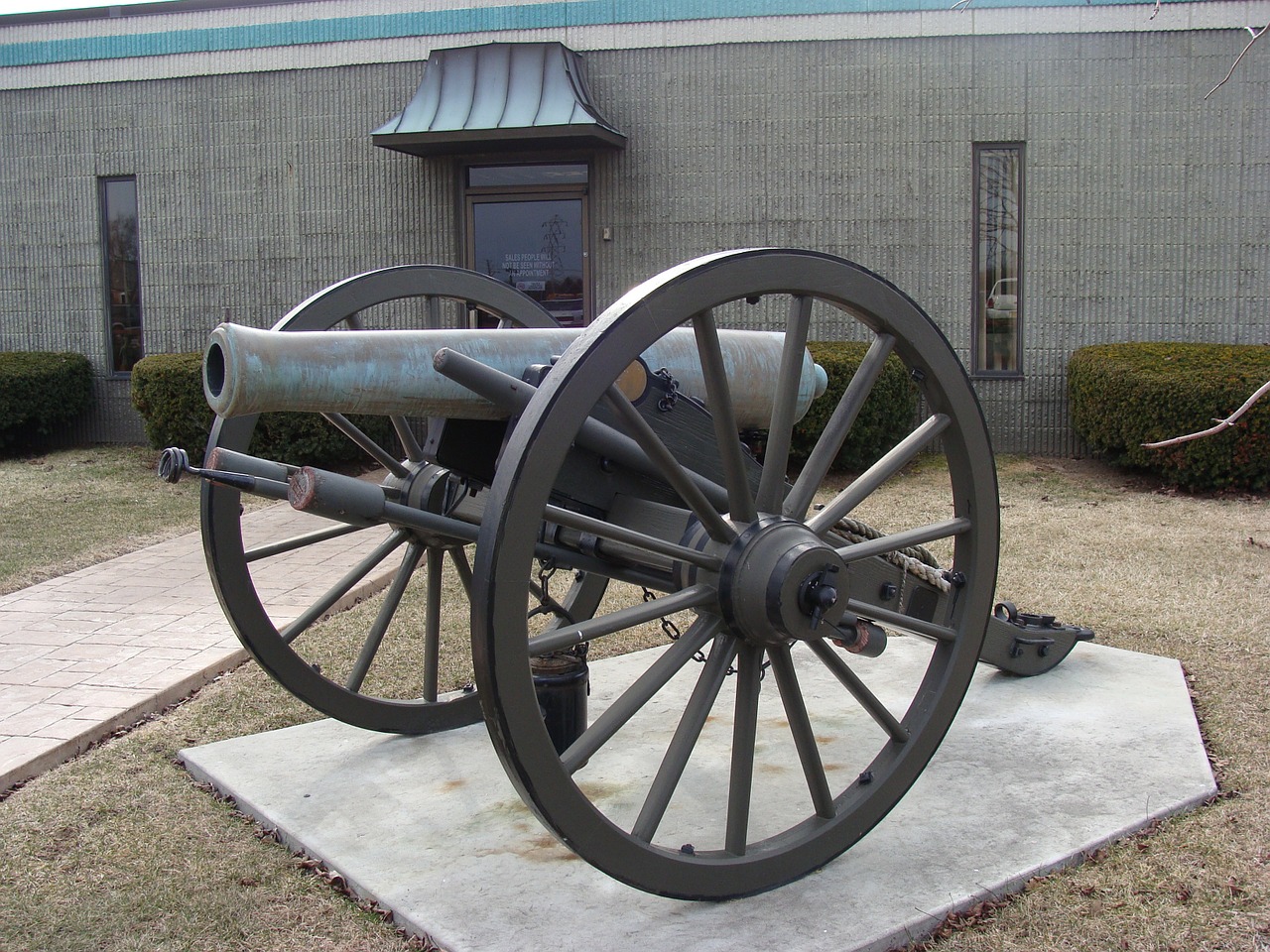 cannon weapon wheel free photo