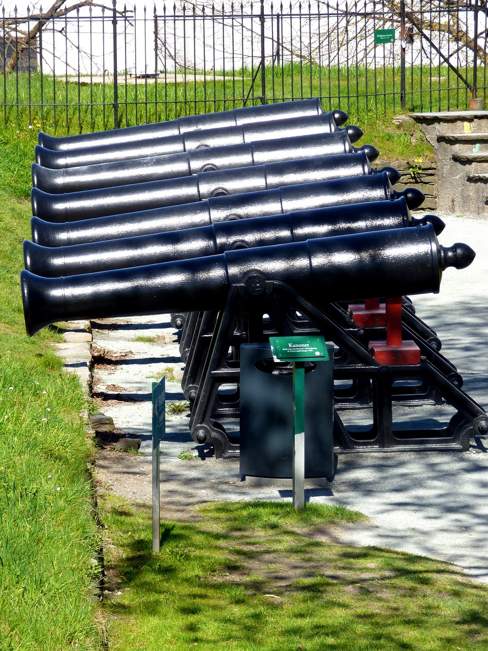 cannons black old free photo