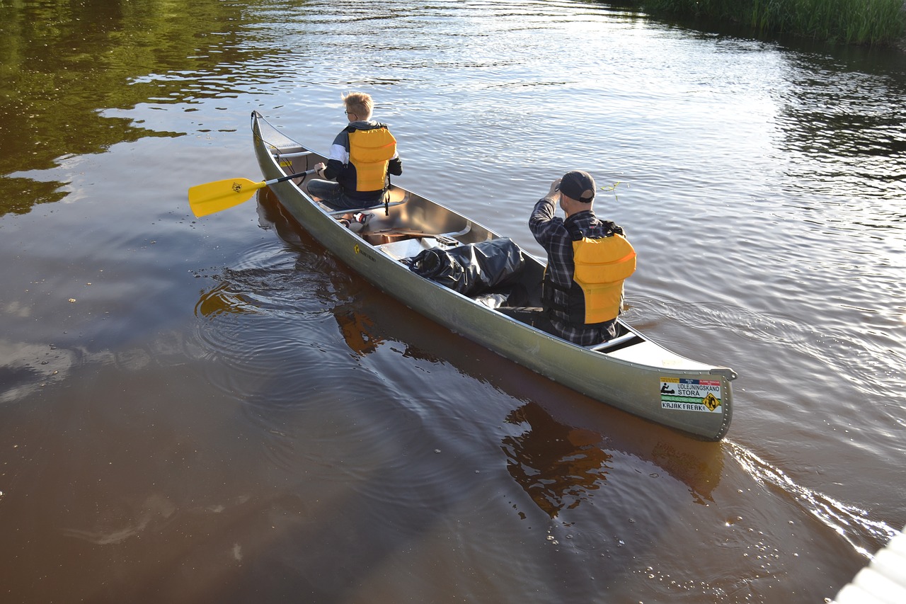 canoe  trip  natural free photo