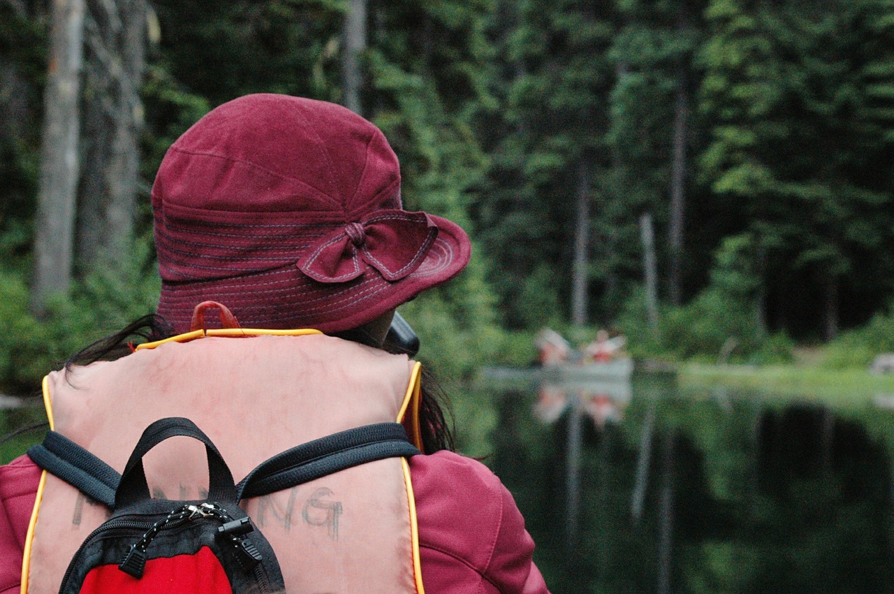 canoe woman water free photo