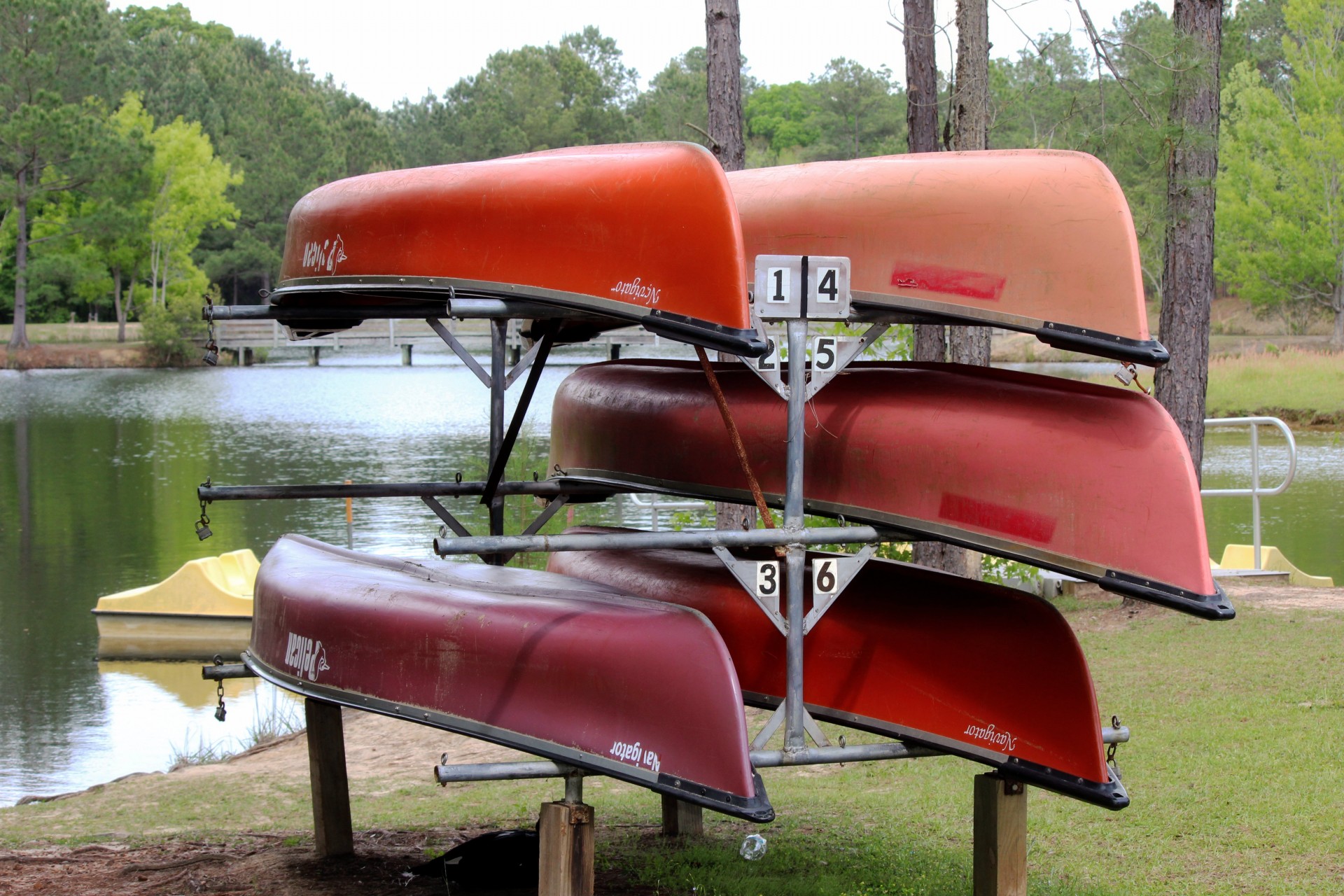 canoe water rack free photo