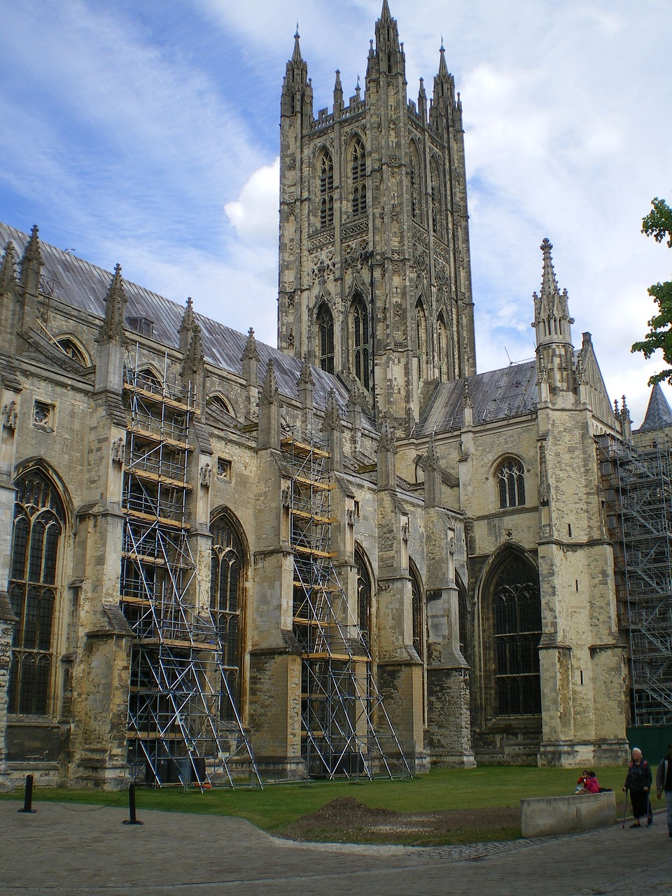 canterbury  cathedral  kent free photo