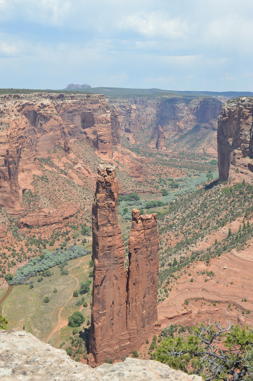 canyon de chelly spider rock free photo