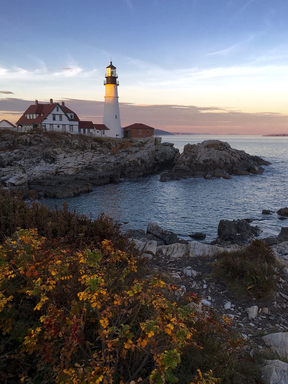 cape elizabeth lighthouse maine free photo