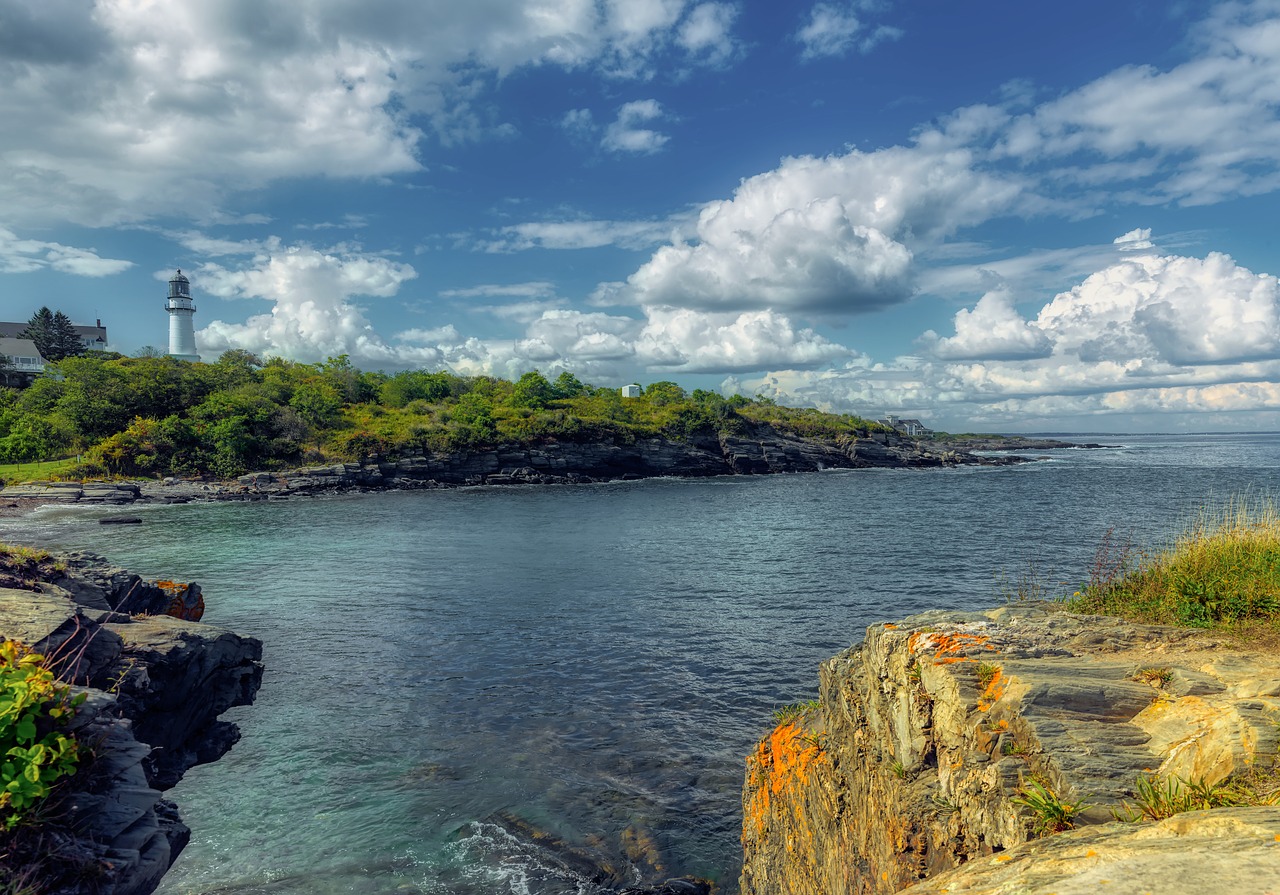 cape elizabeth  maine  rock free photo