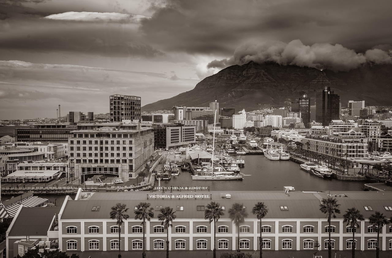 cape town  black and white  port free photo