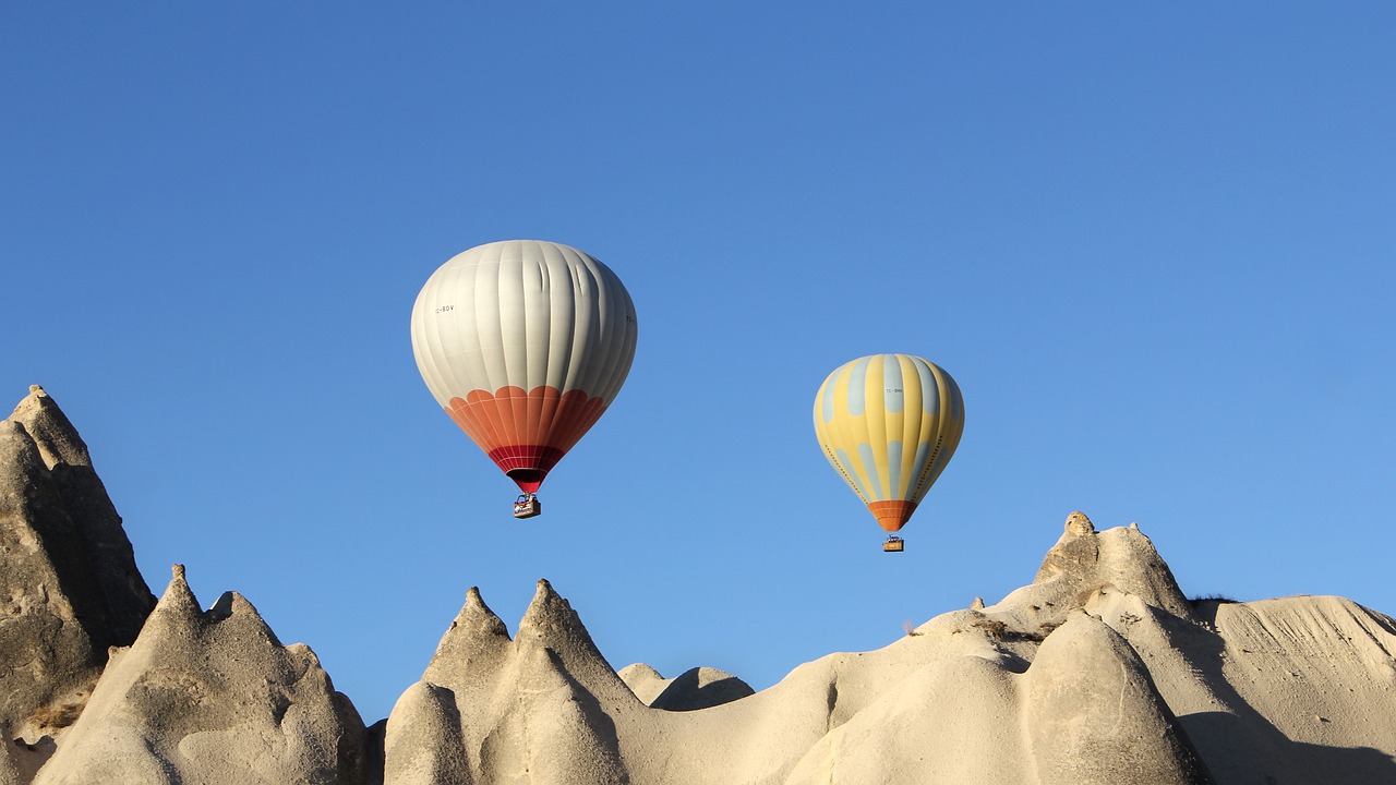 cappadocia balloon ballooning free photo