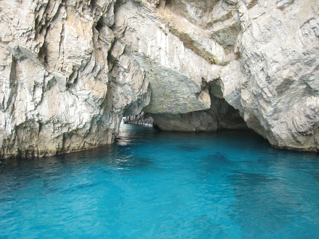capri sea waterholes free photo