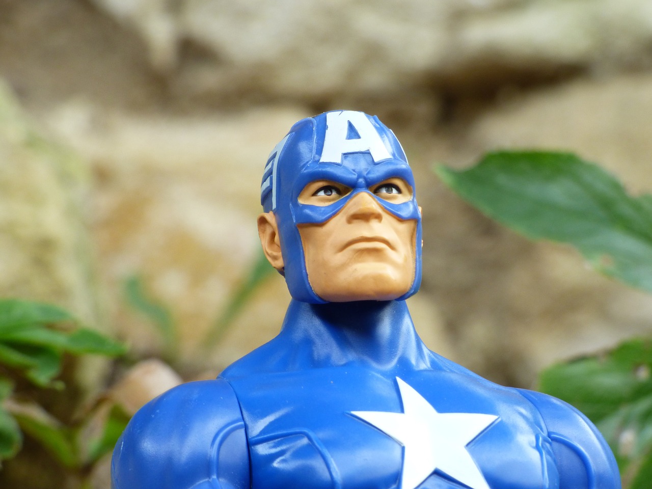 captain america super hero toy free photo
