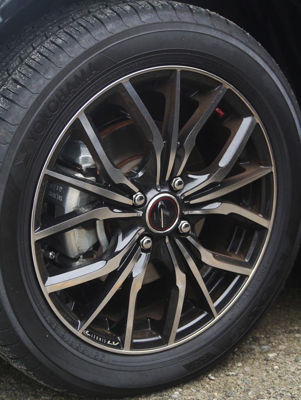 car wheel honda free photo