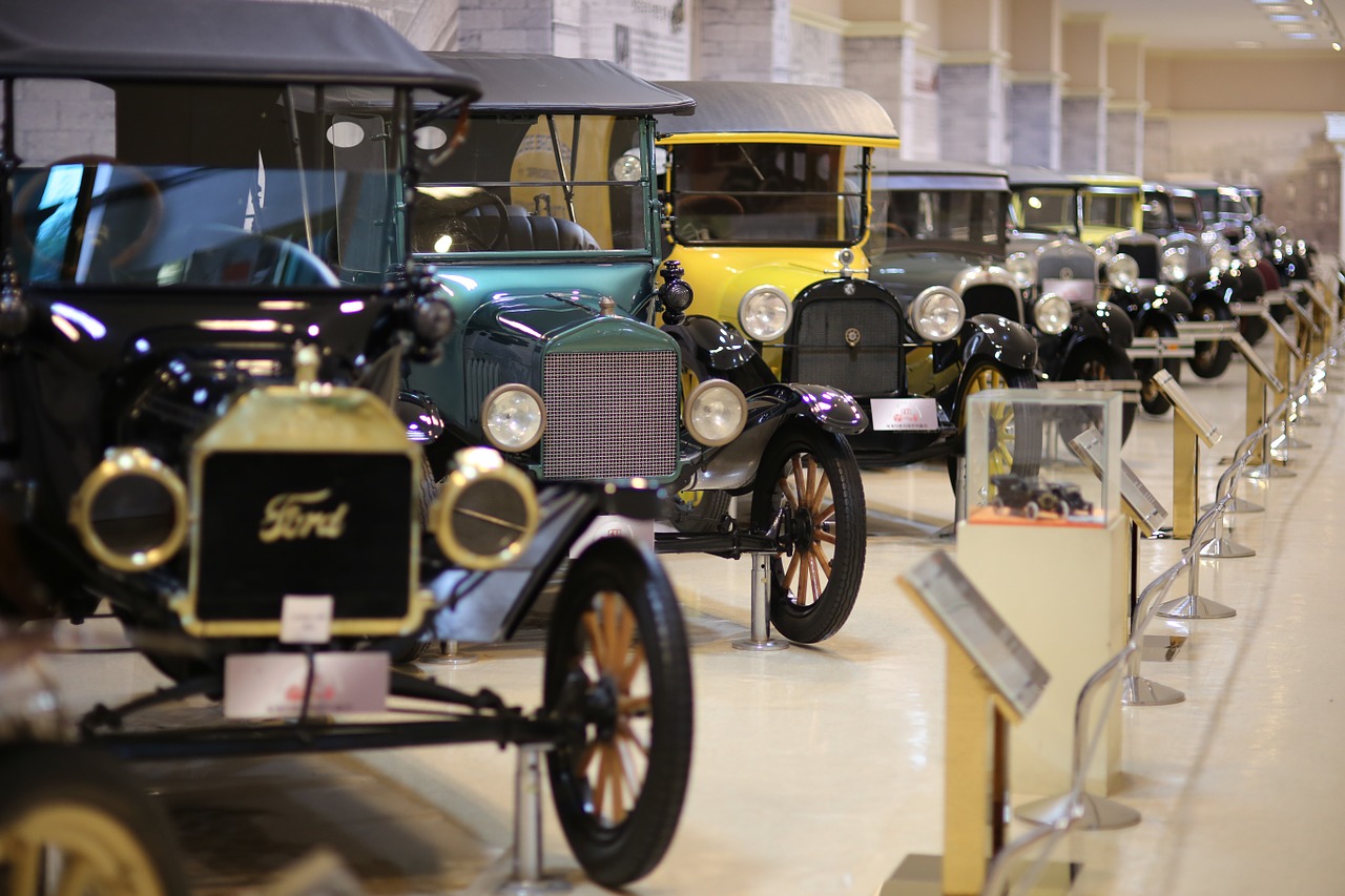 car once upon a time museum free photo