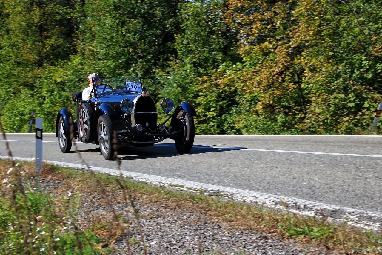 car bugatti racing car free photo