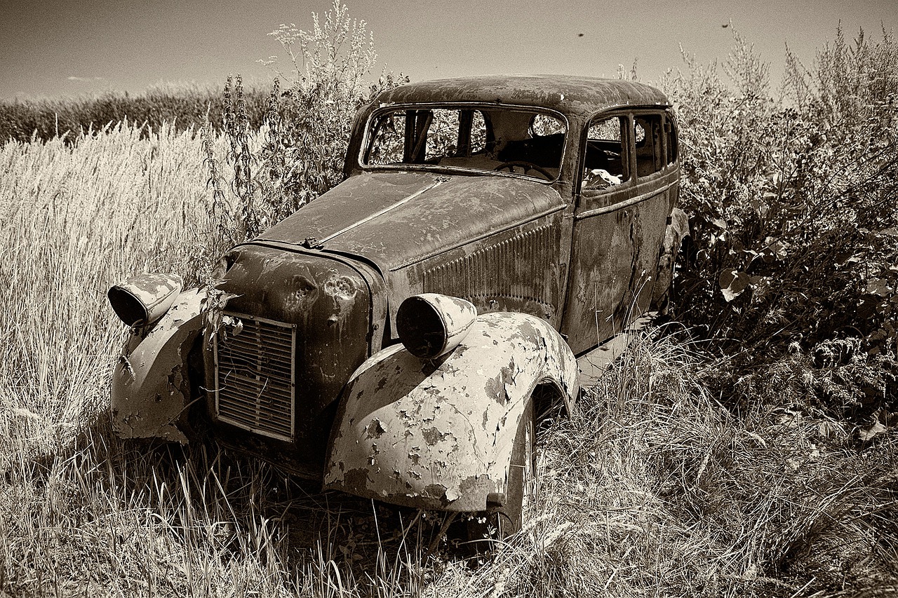 car the abandoned retro free photo