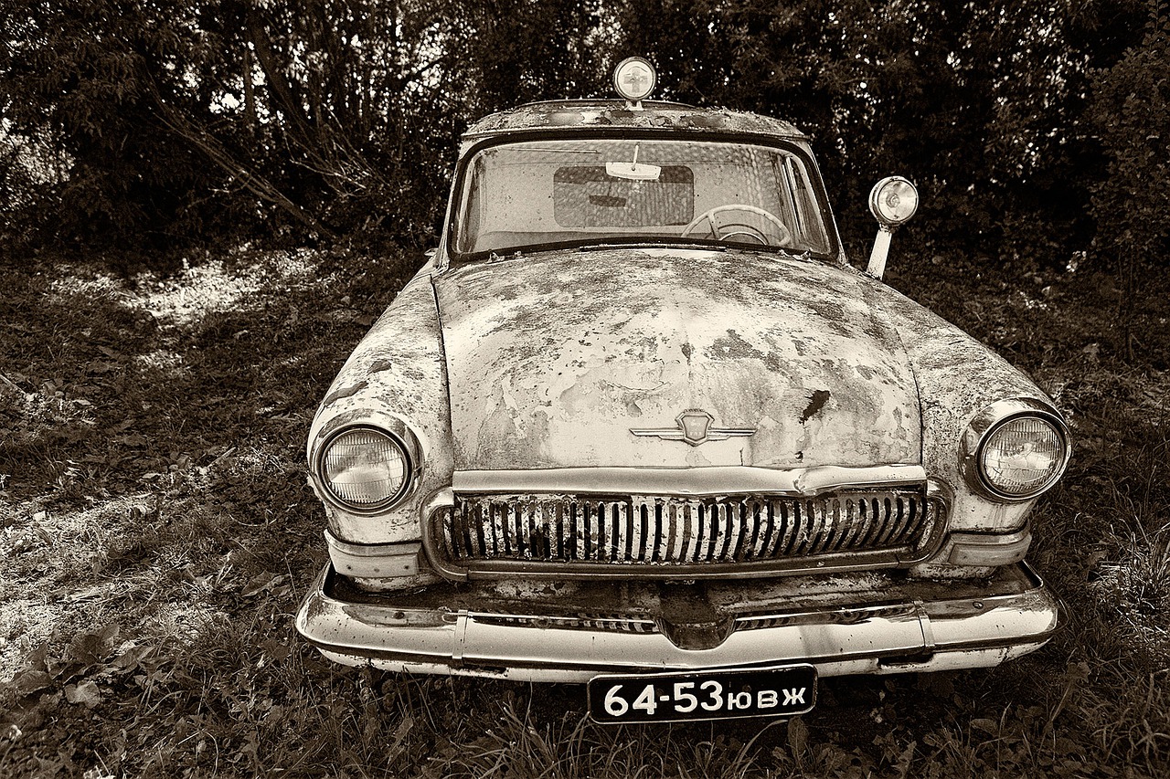 car the abandoned retro free photo