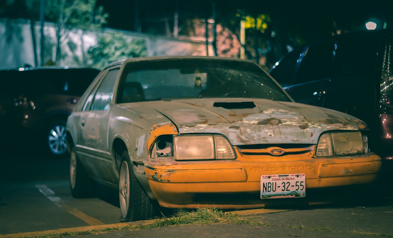 car  old  abandoned free photo