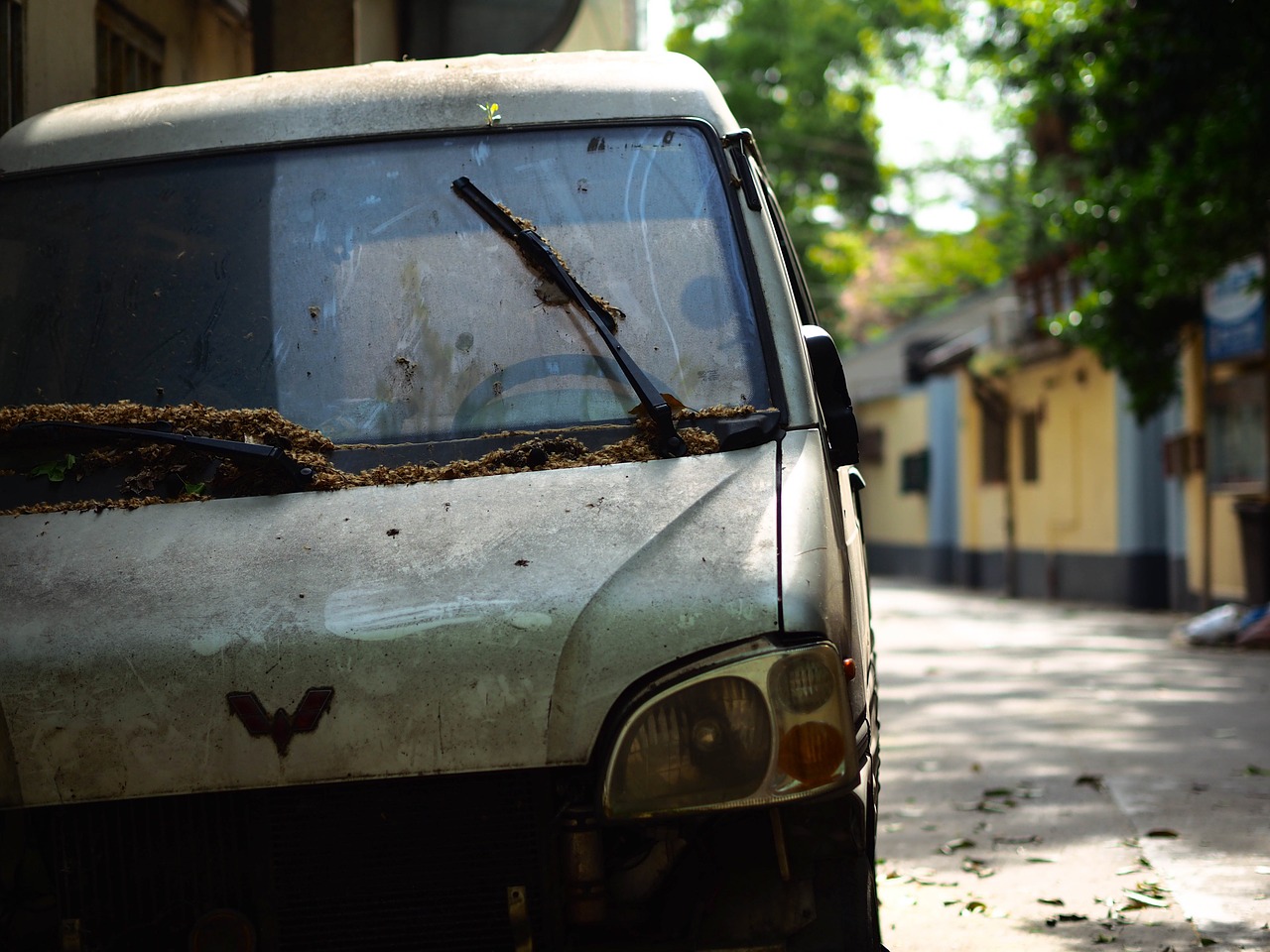 car van alley free photo