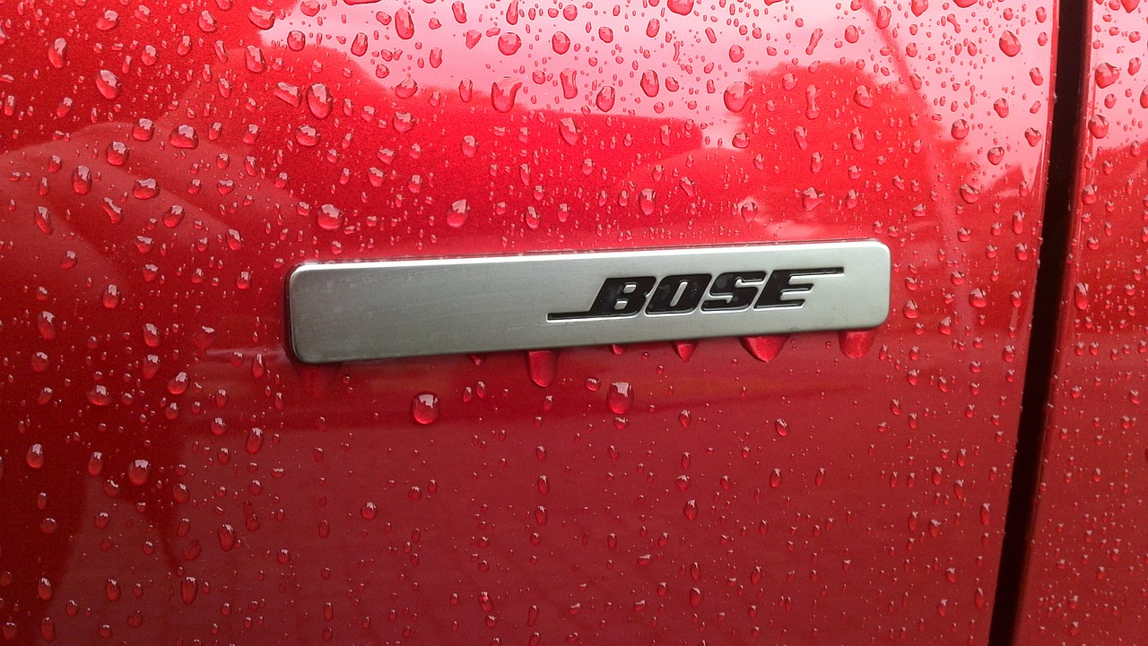 car bose red free photo