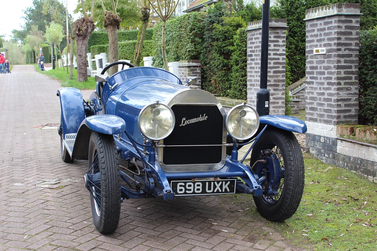 car classic car locomobile free photo