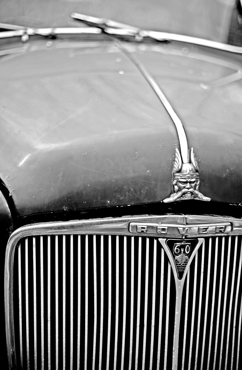 car bonnet  vintage  hood free photo