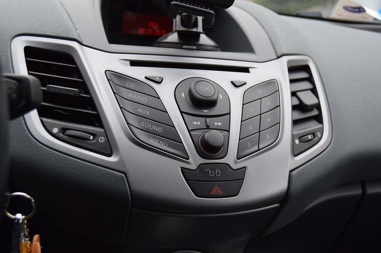 car dashboard  car radio  commands free photo