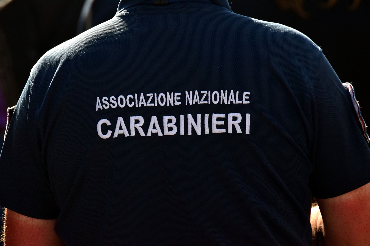 carabinieri  italy  regulation free photo
