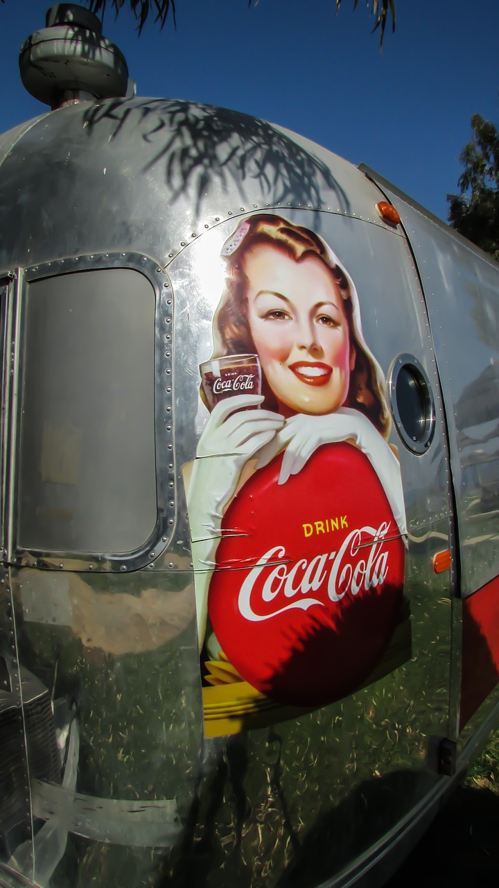 caravan trailer soda fountain free photo