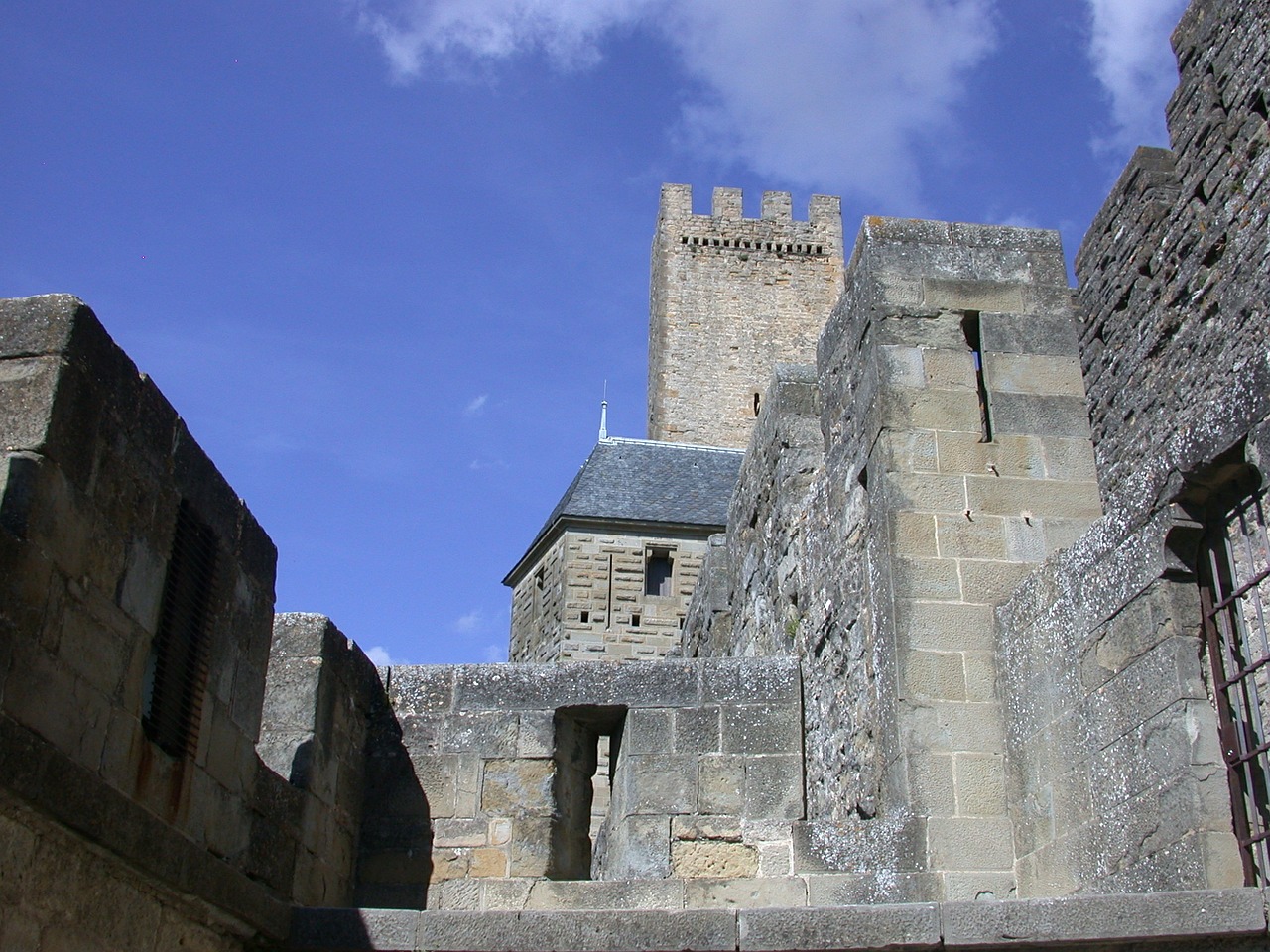 carcassonne medieval castle city free photo