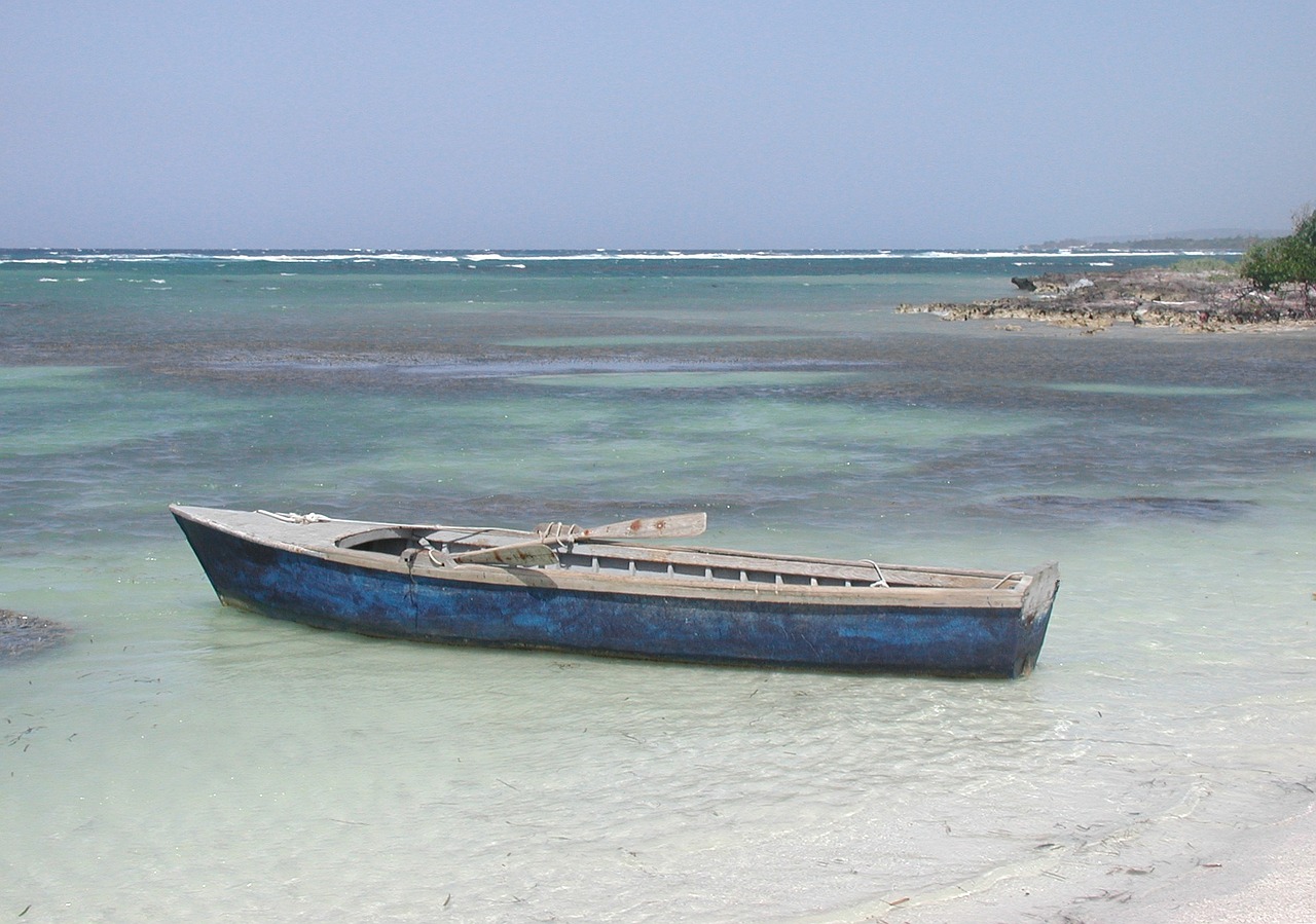 caribbean sea boot free photo