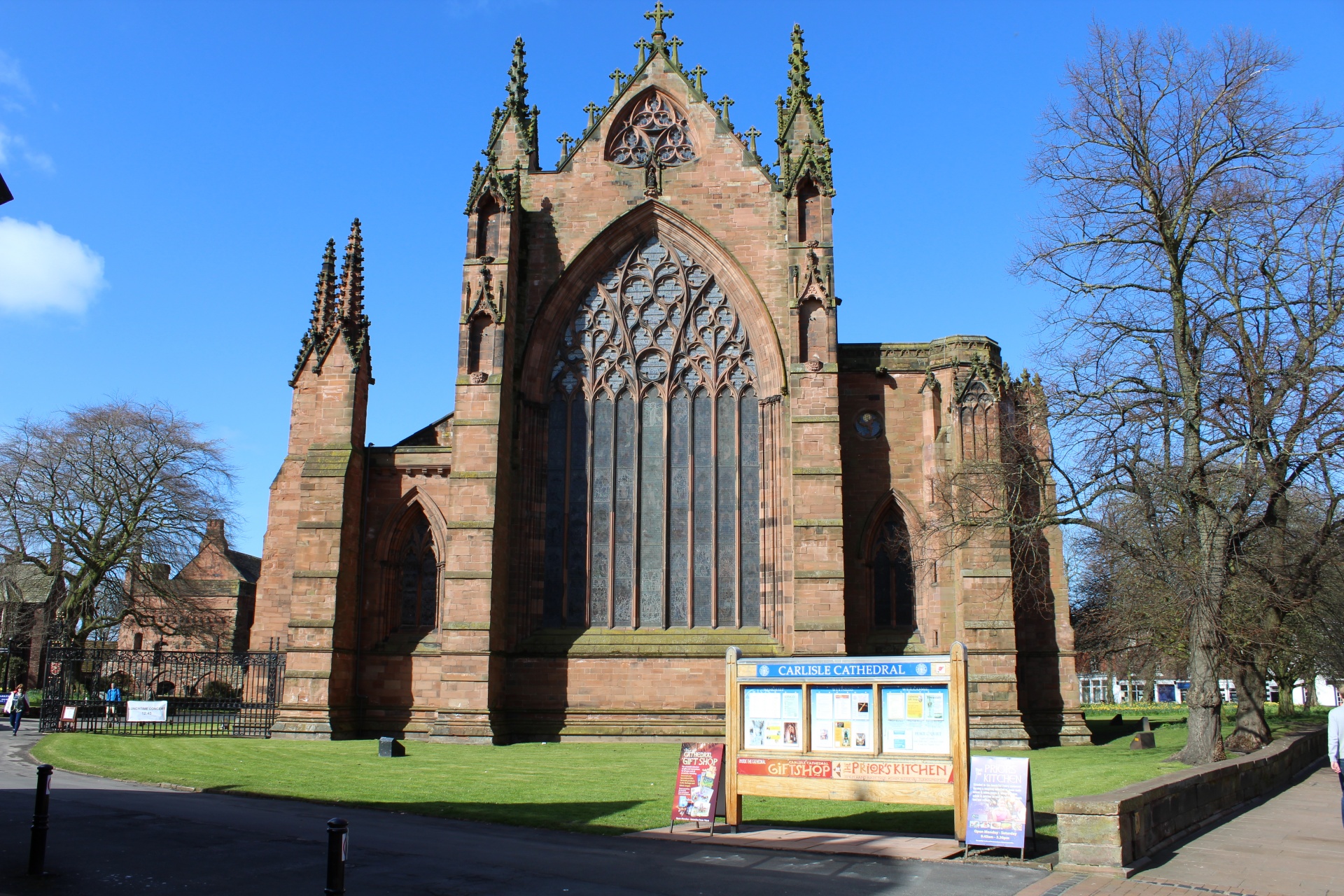 carlisle cathedral cumbria free photo