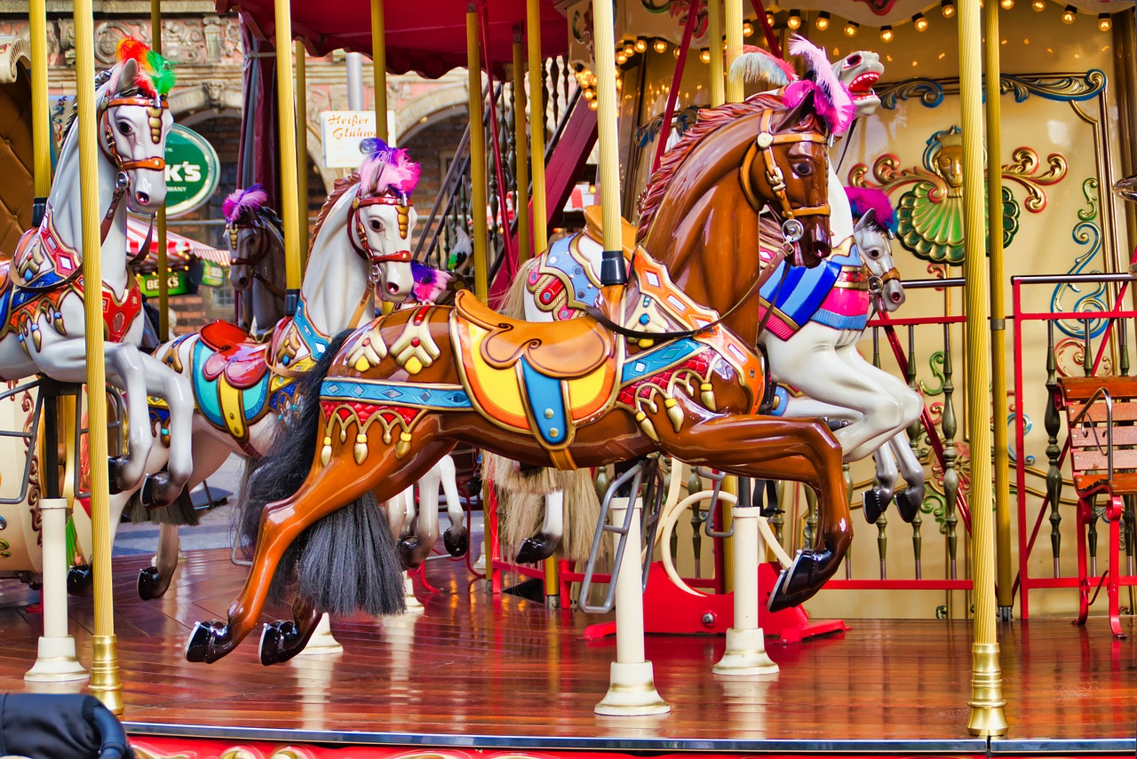 carousel  free market  carousel horse free photo