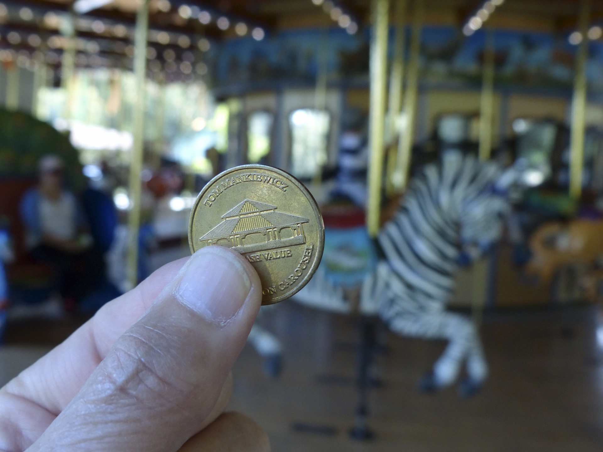 token ride carousel free photo