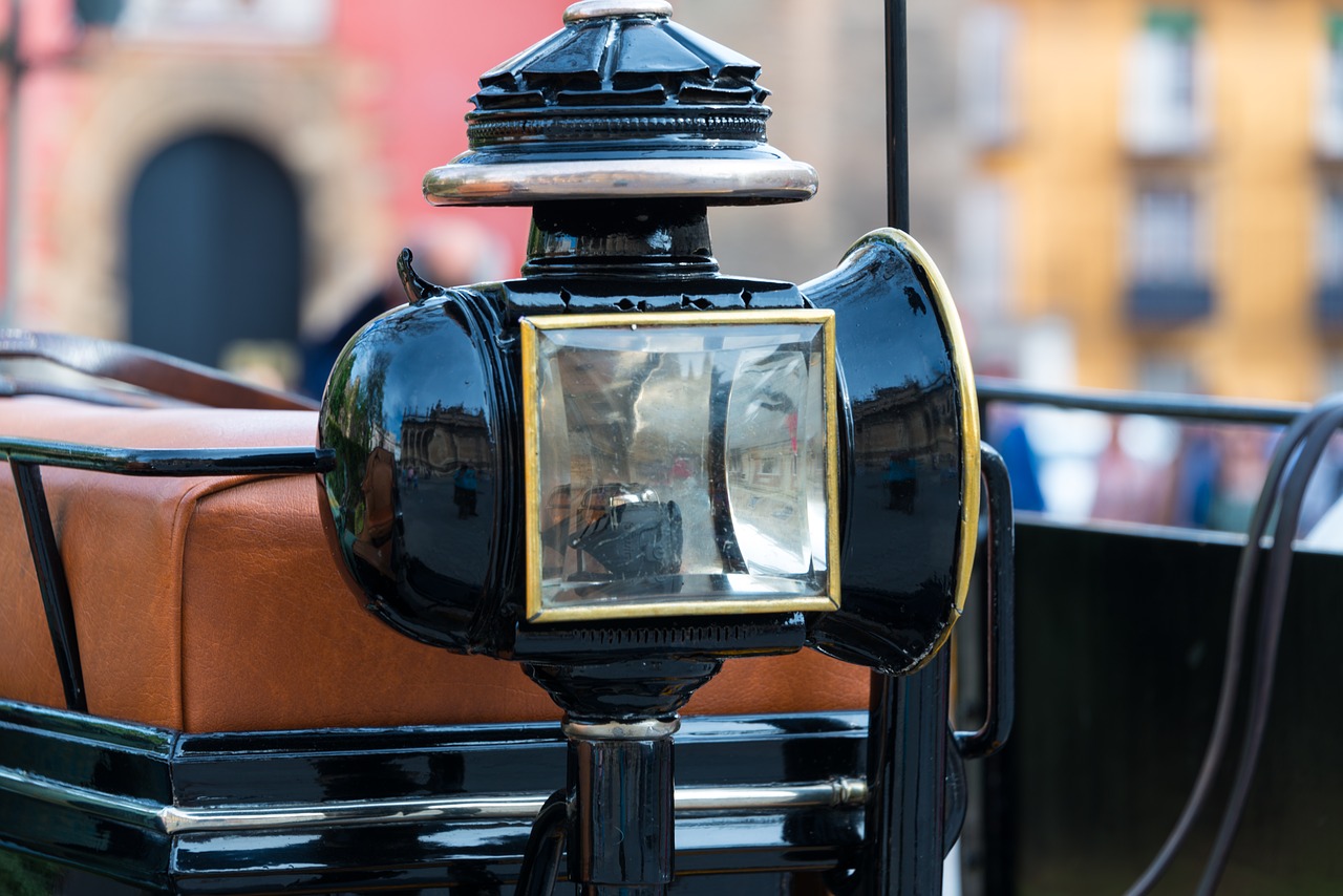 carriage  lamp  vehicle free photo