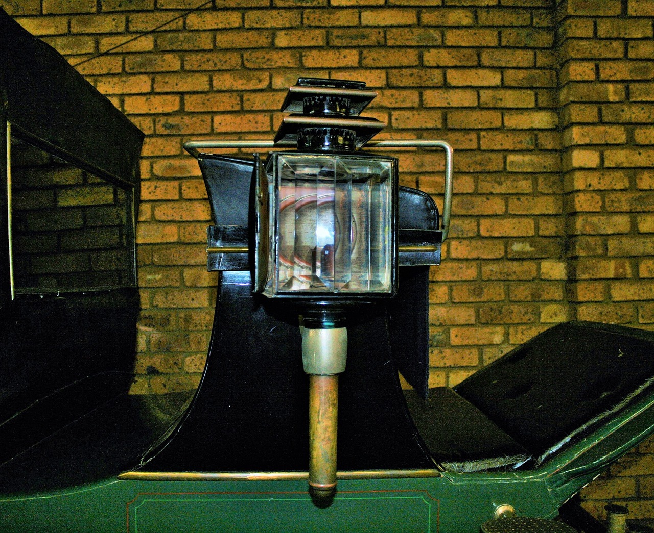 carriage lamp lamp light free photo
