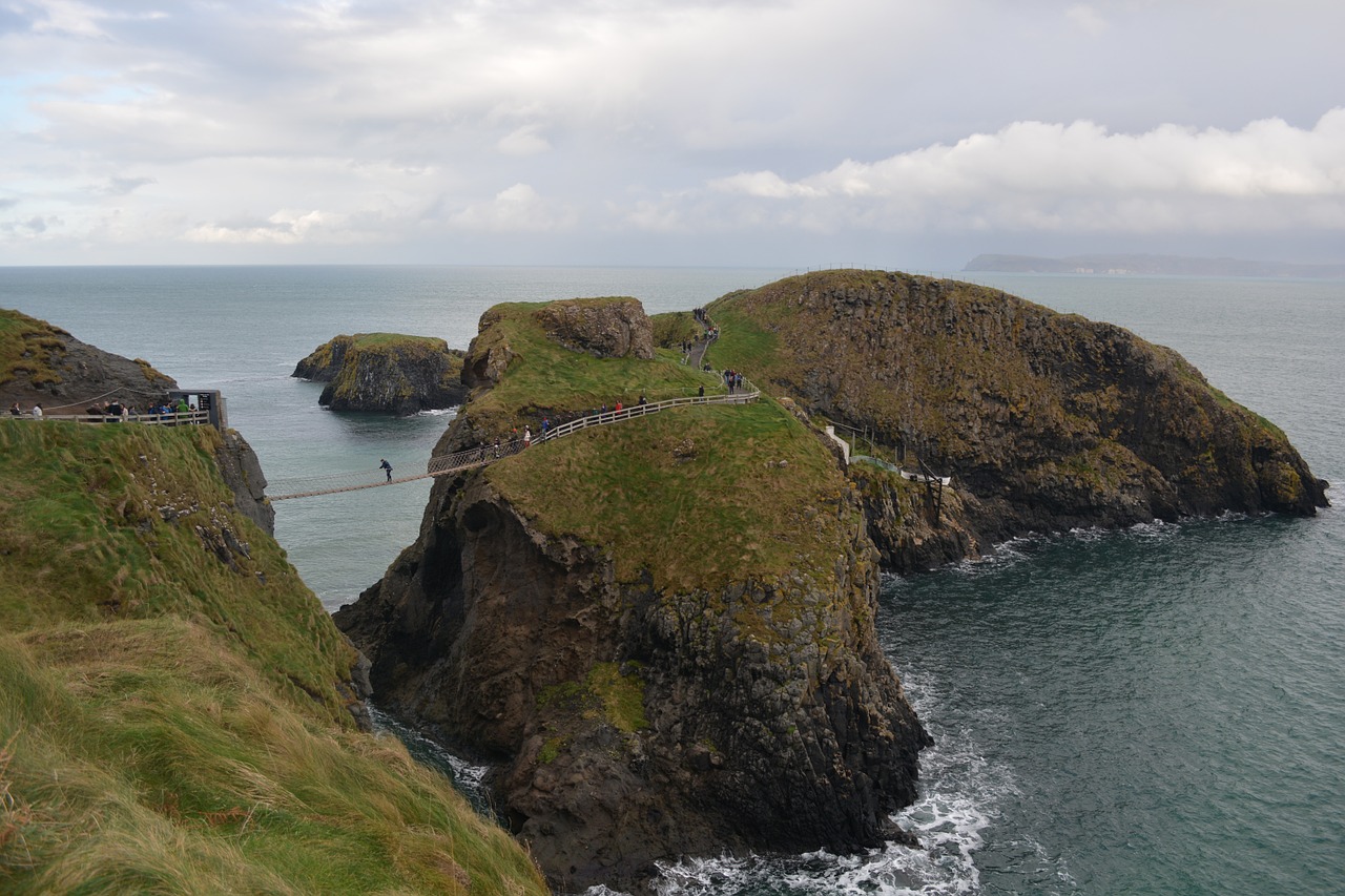 carrick-a-rede northern ireland nature free photo