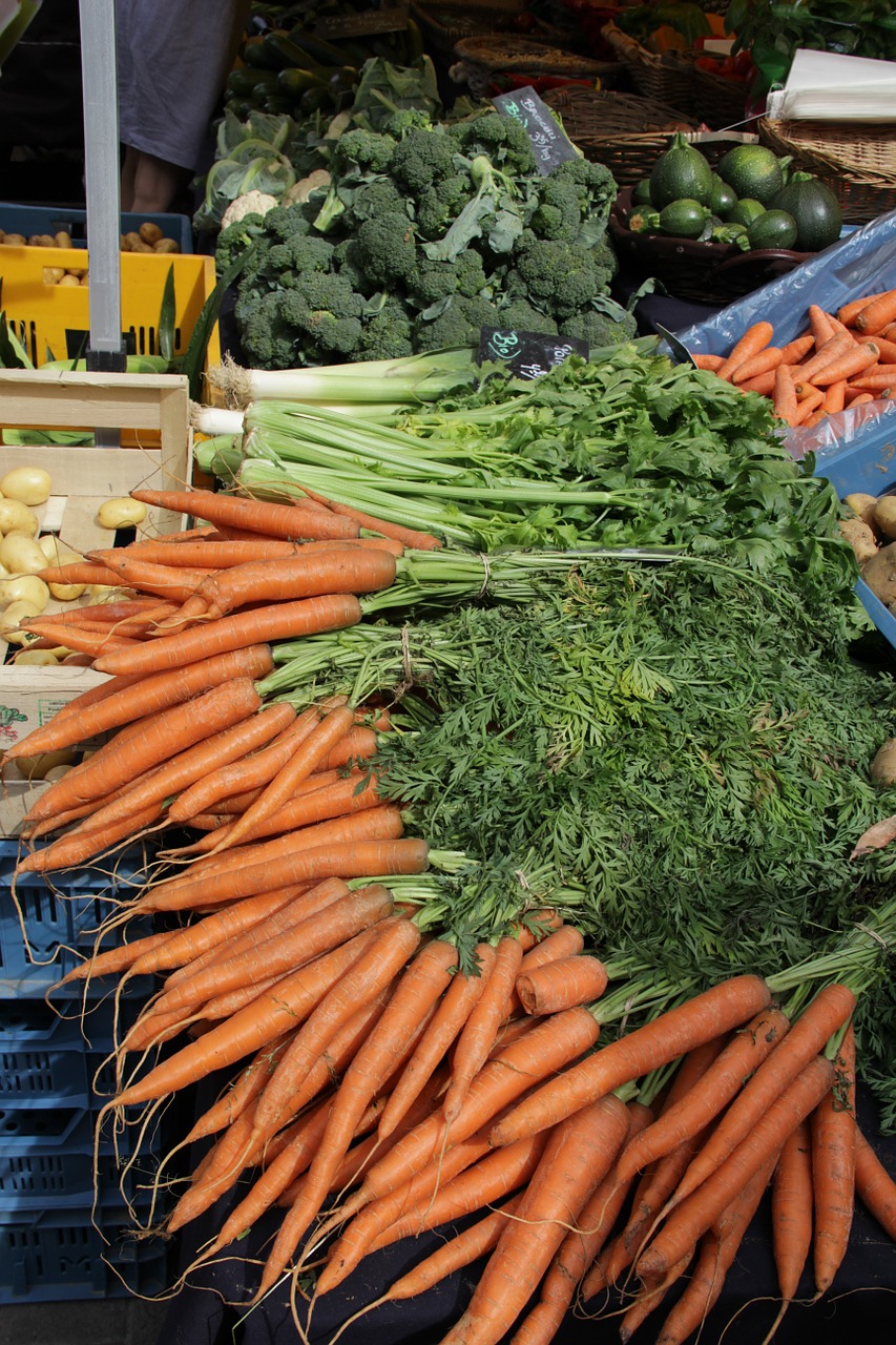 carrot broccoli market free photo