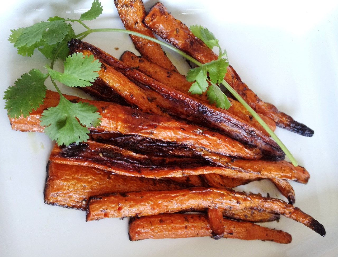 carrots root vegetable free photo