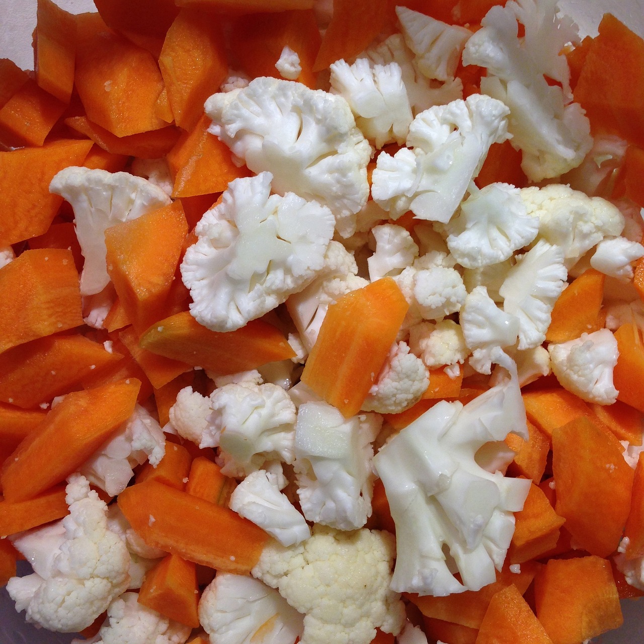 carrots cauliflower vegetables free photo