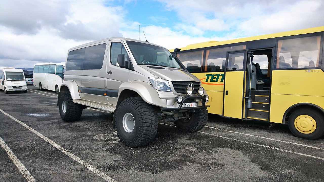 cars iceland travel free photo