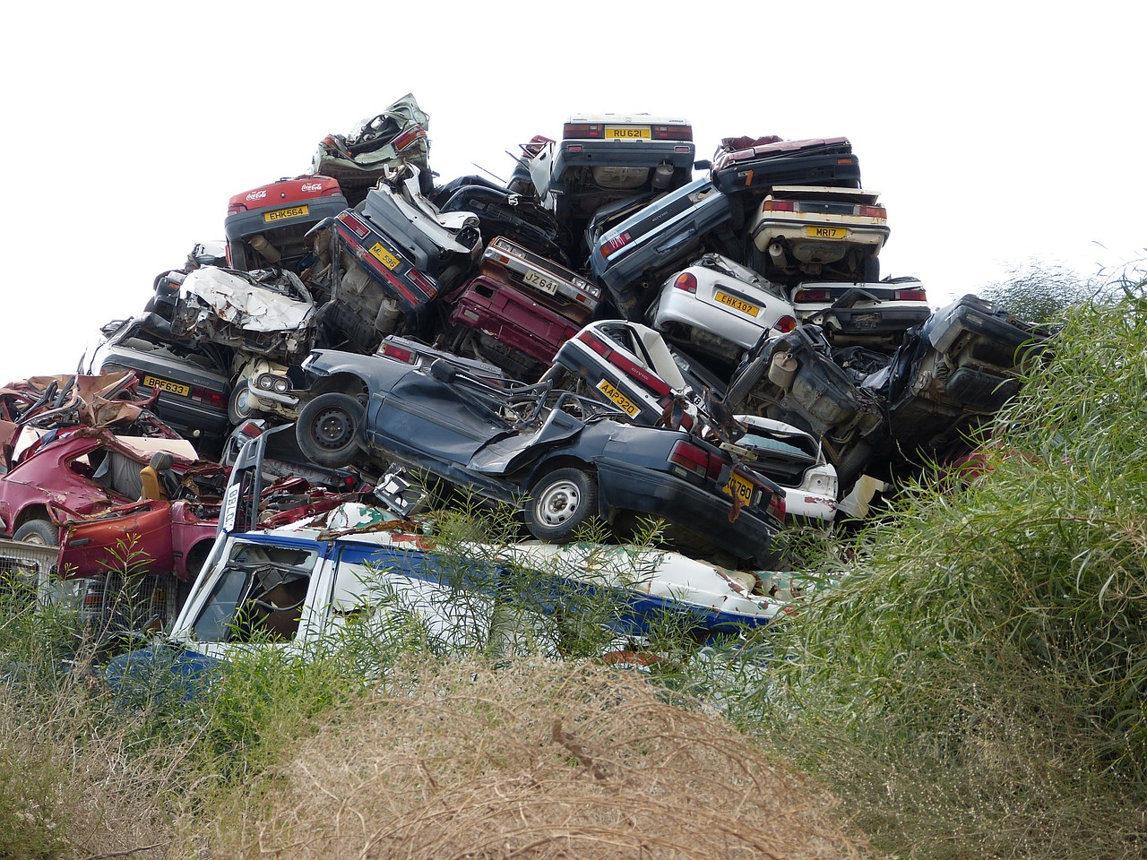 cars cemetry recycle scrap metal free photo