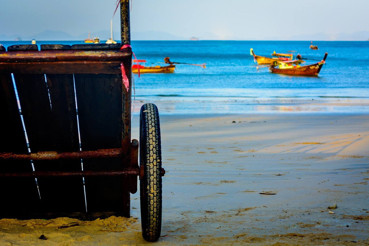 cart wheel sand free photo